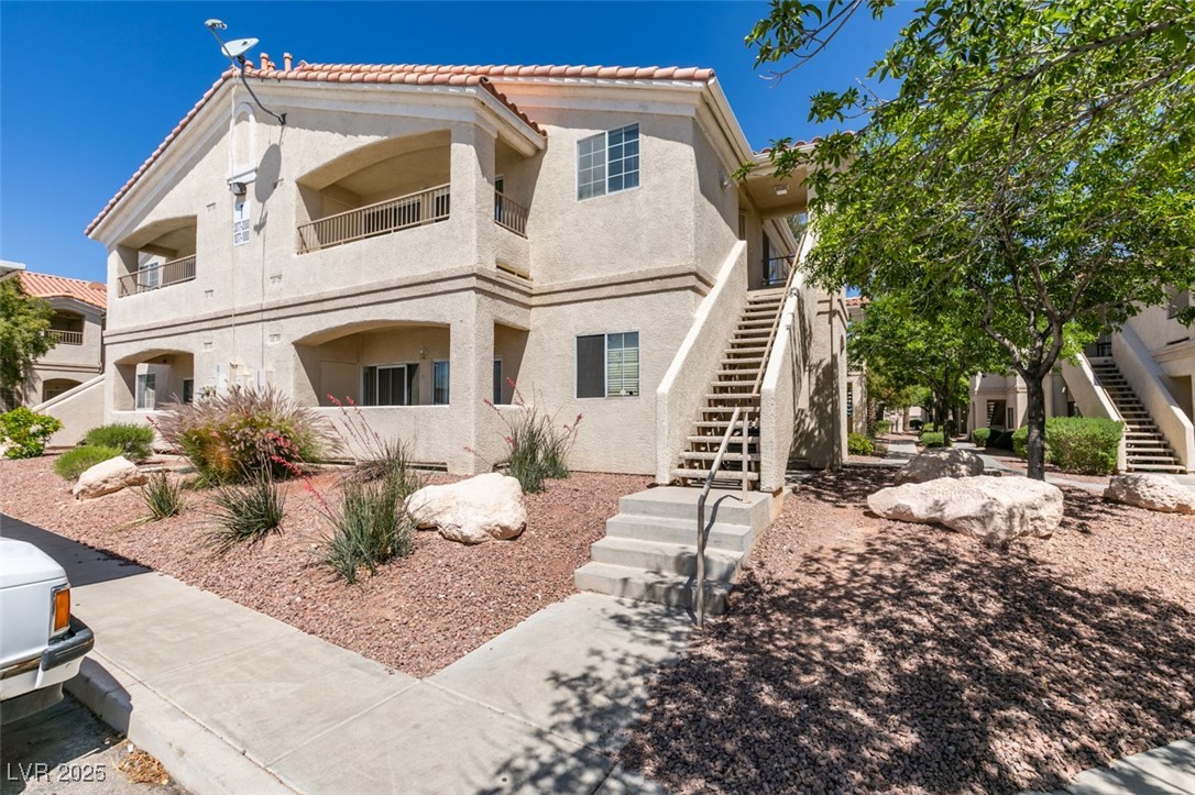 1881 West Alexander Road 2079