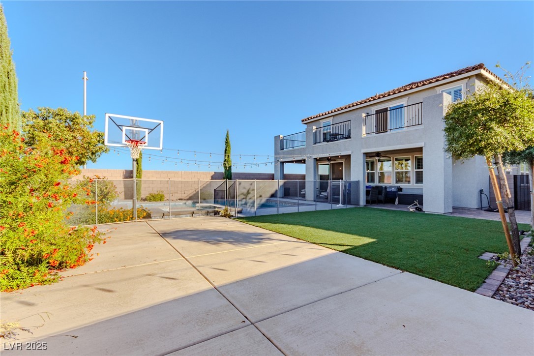 9606 Rotherham Hills Avenue