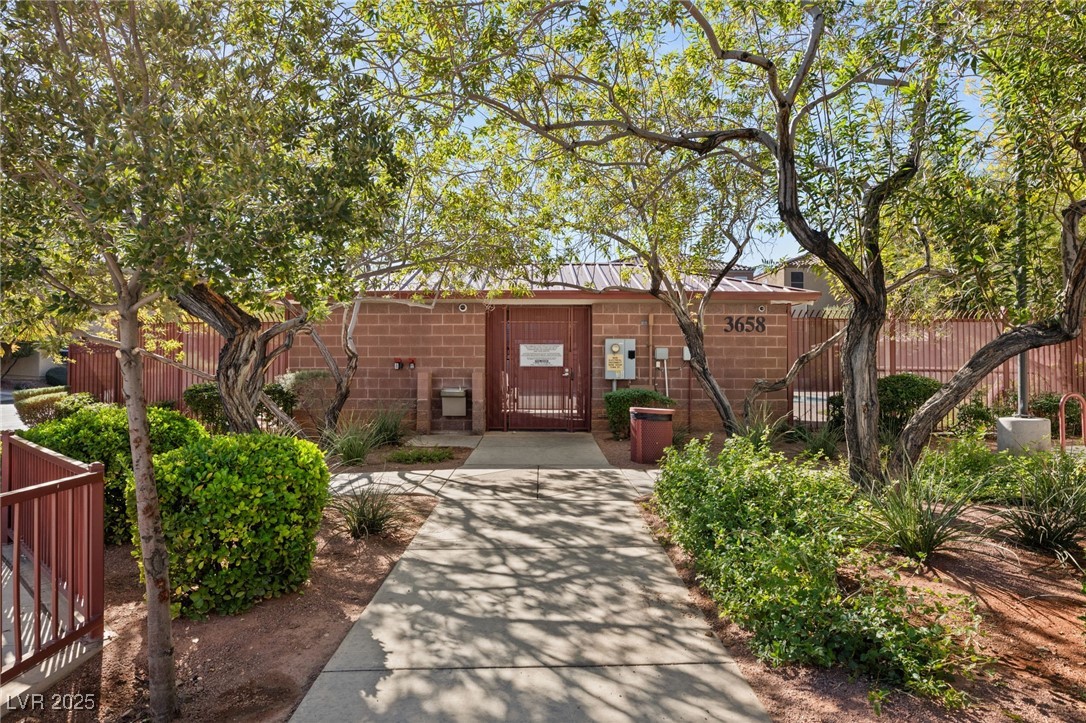 10532 Tugaloo Avenue