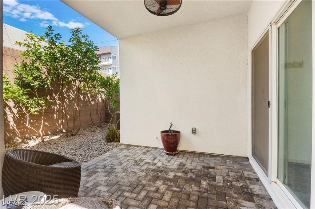 2860 Blue Key Court 2