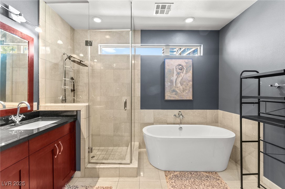 4555 Dean Martin Drive 102