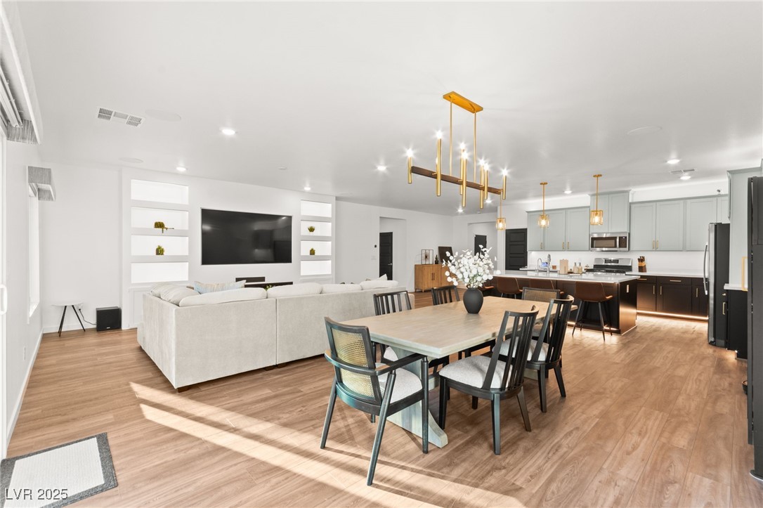 3525 Raina Ridge Court