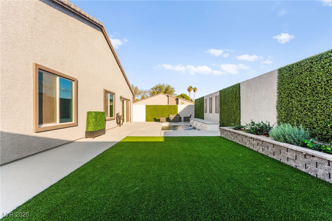 3525 Raina Ridge Court