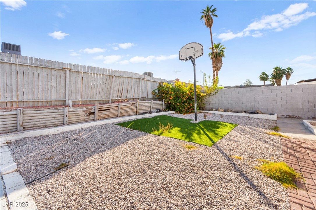 3921 Avonwood Avenue