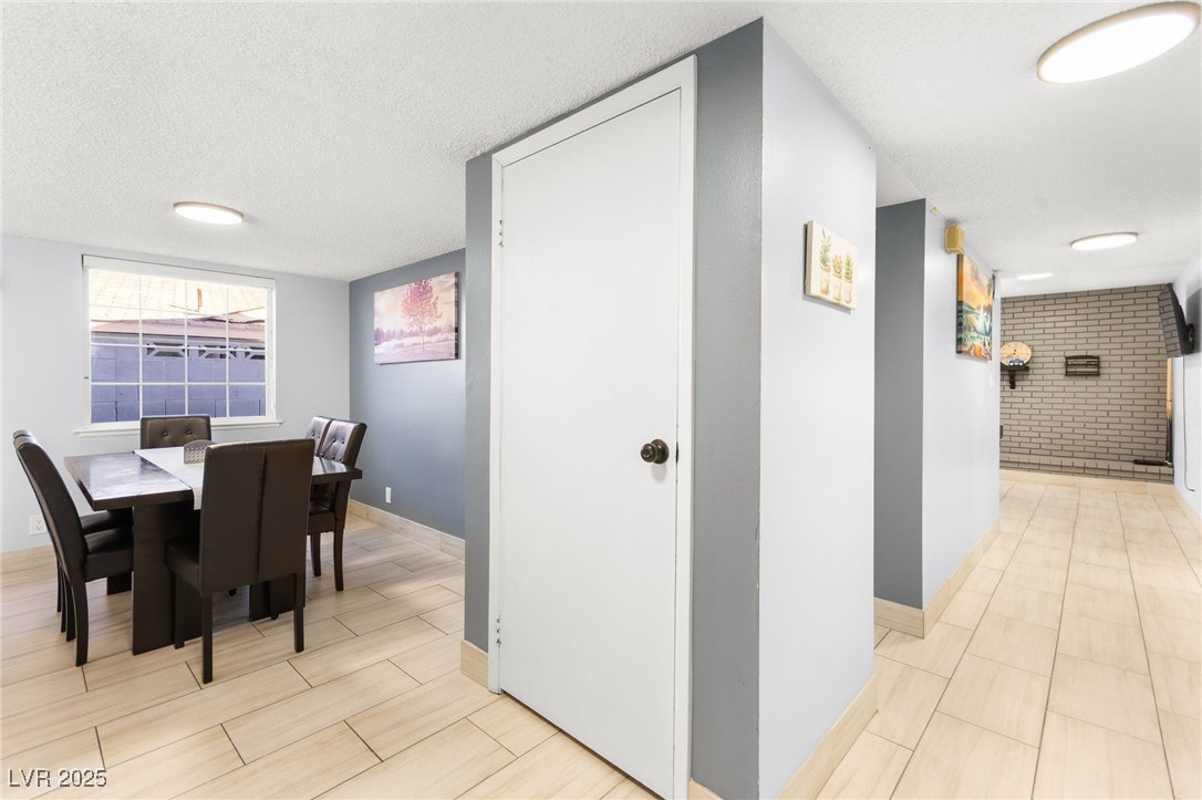 3921 Avonwood Avenue