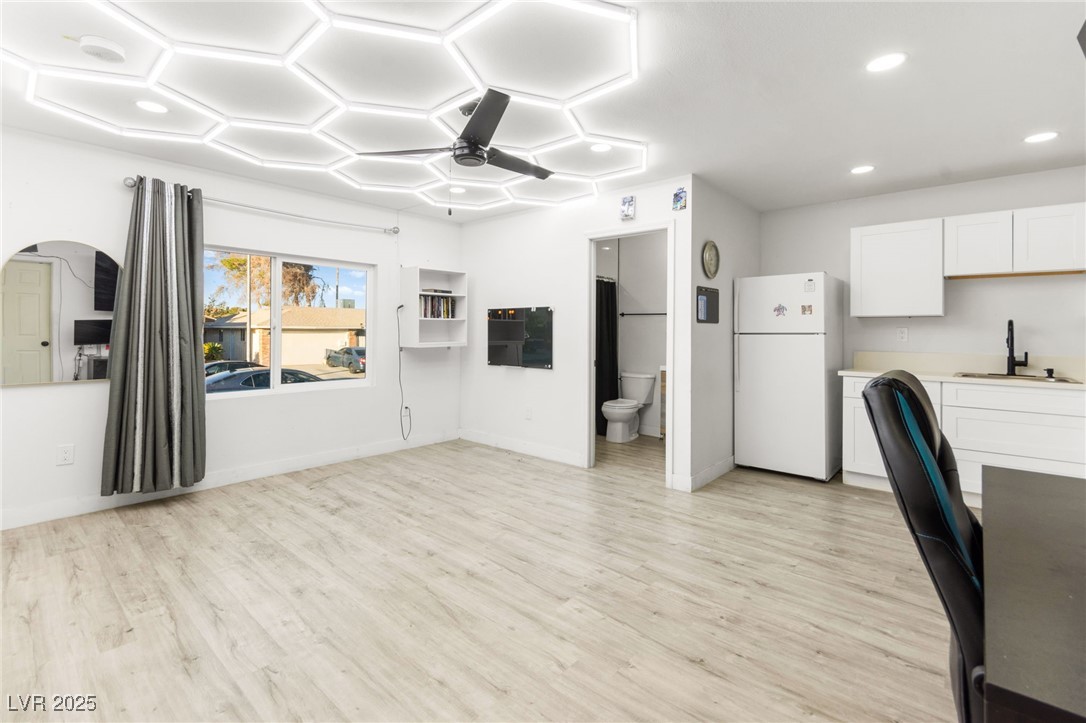 3921 Avonwood Avenue