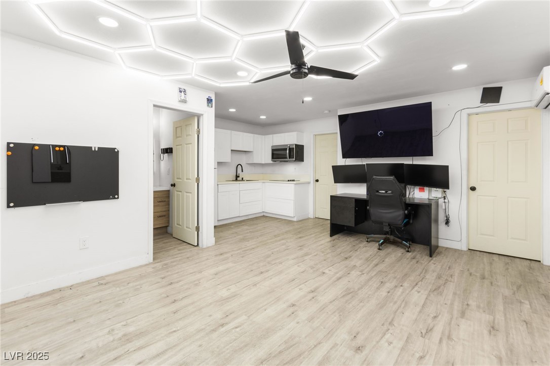 3921 Avonwood Avenue