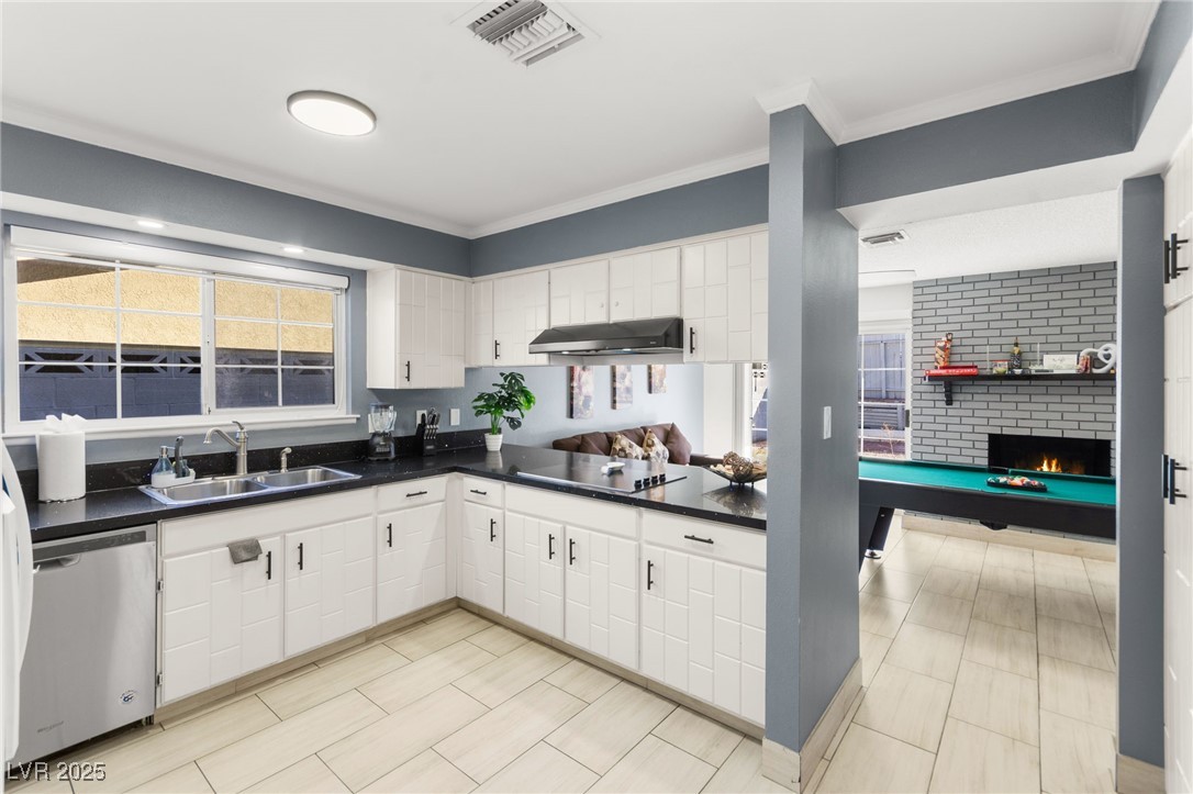 3921 Avonwood Avenue