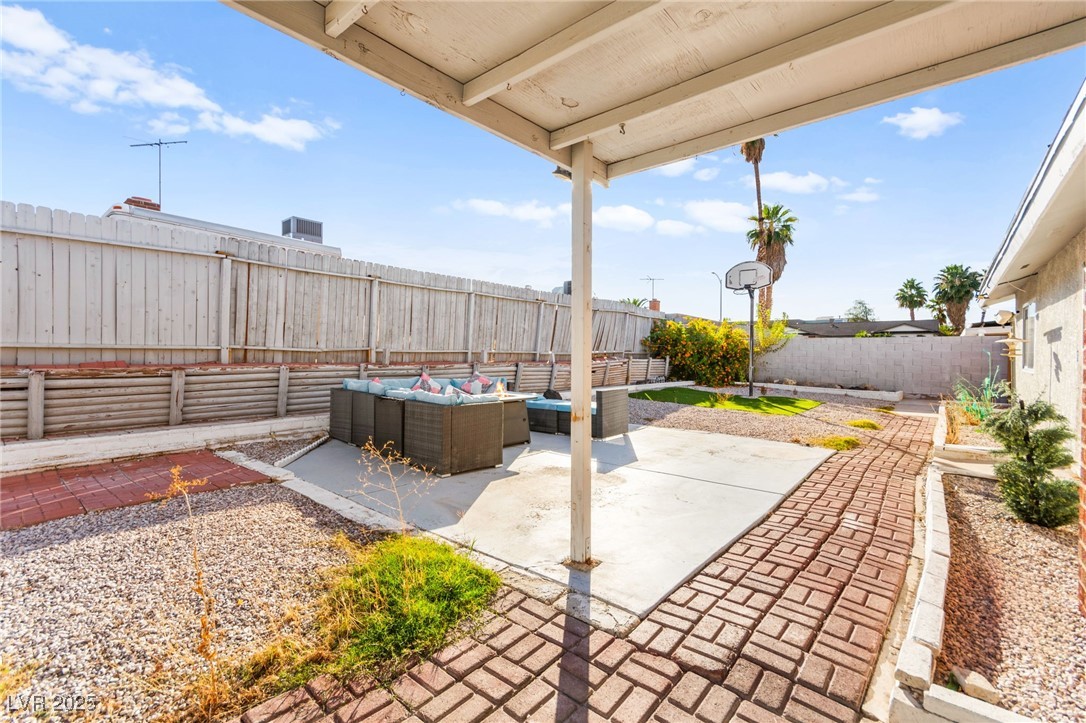 3921 Avonwood Avenue