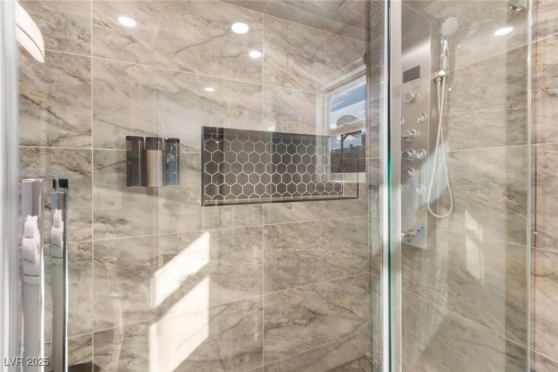 3921 Avonwood Avenue