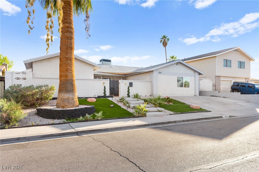 3921 Avonwood Avenue