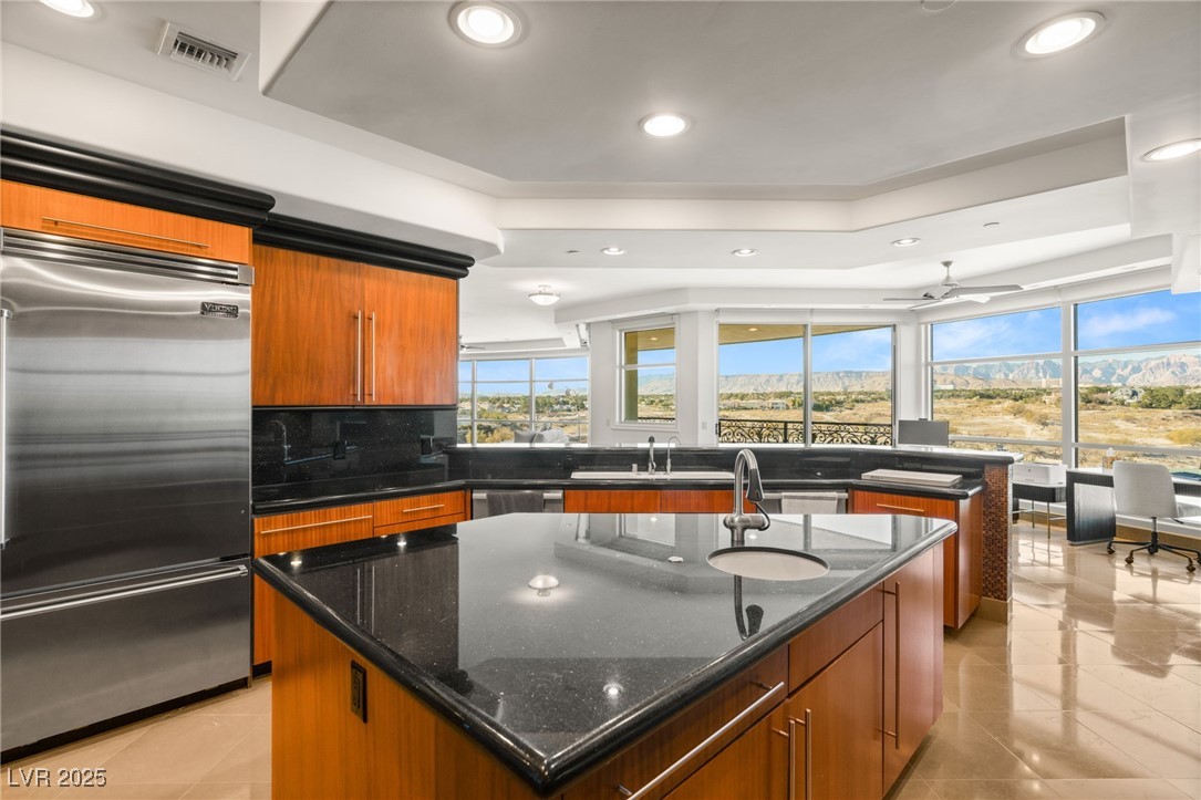 9103 Alta Drive 501