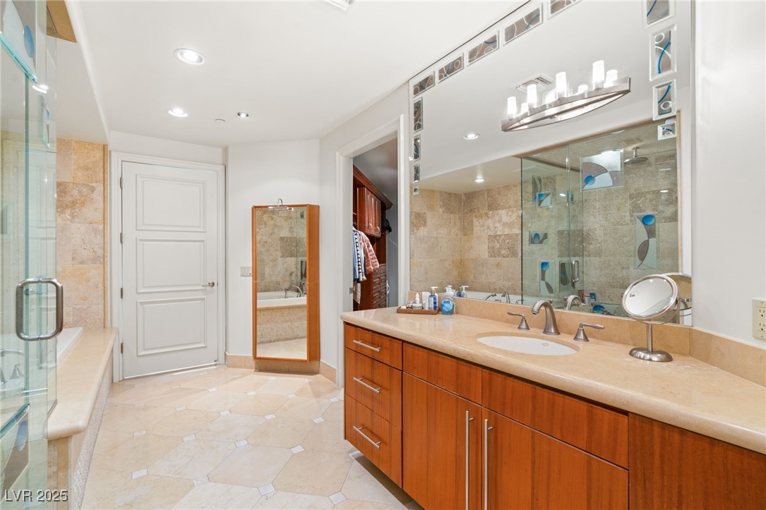 9103 Alta Drive 501