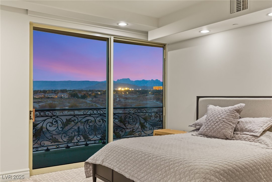9103 Alta Drive 501