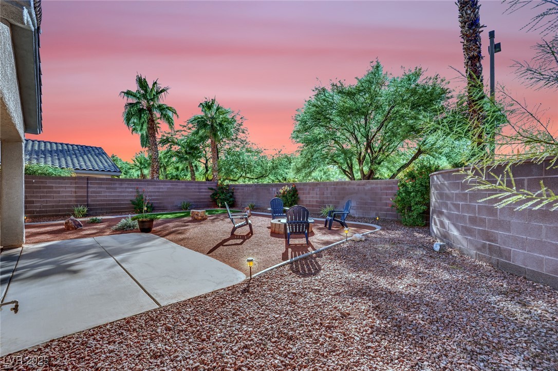 2631 Ivoryhill Street