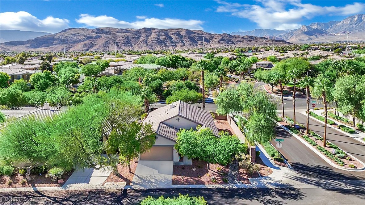 2631 Ivoryhill Street