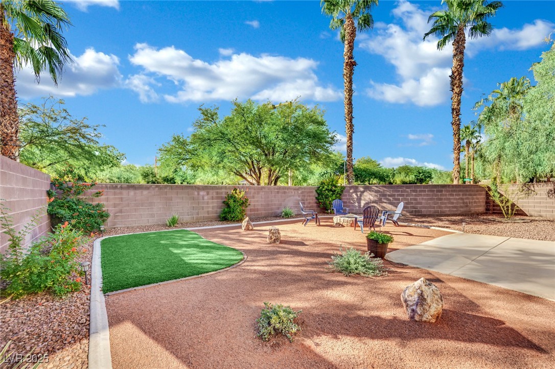 2631 Ivoryhill Street