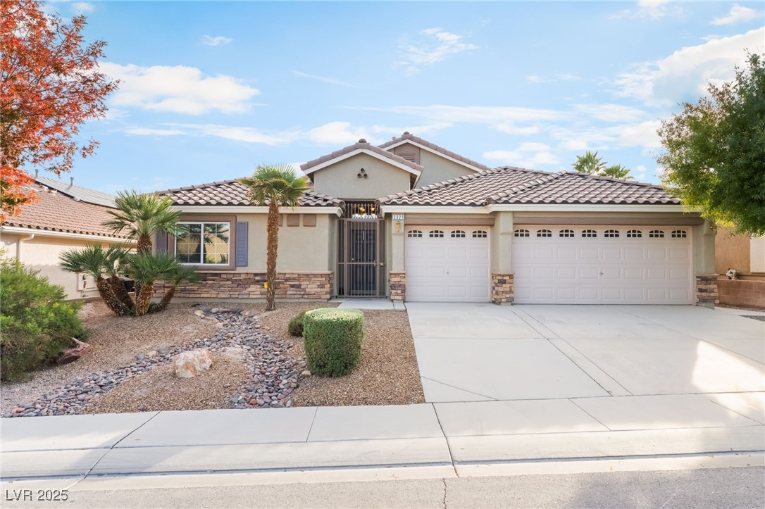 3321 Blueberry Climber Avenue