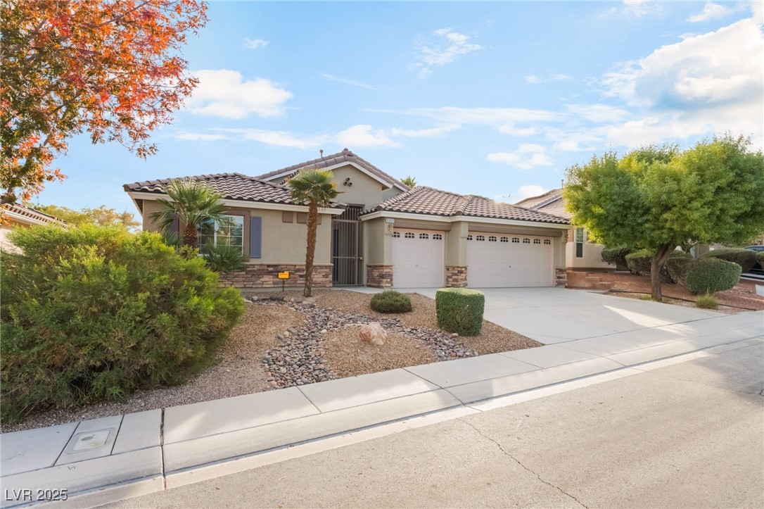 3321 Blueberry Climber Avenue