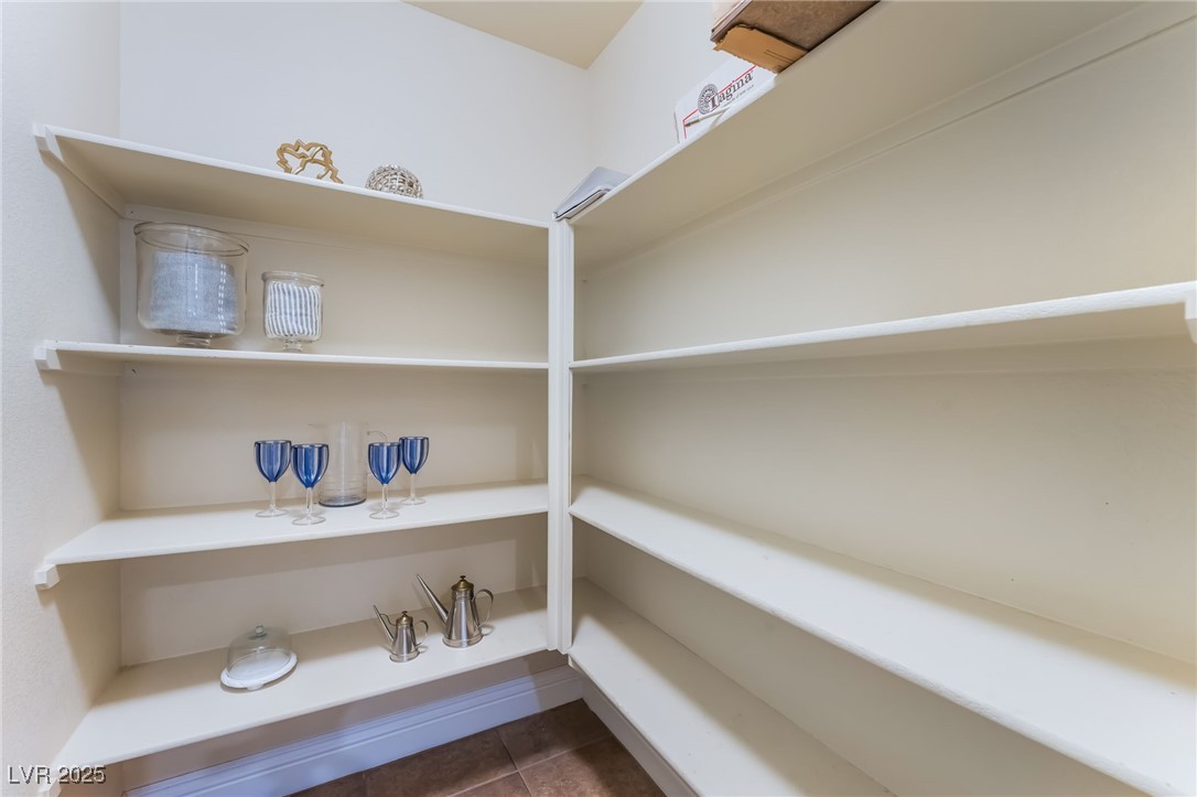 3321 Blueberry Climber Avenue