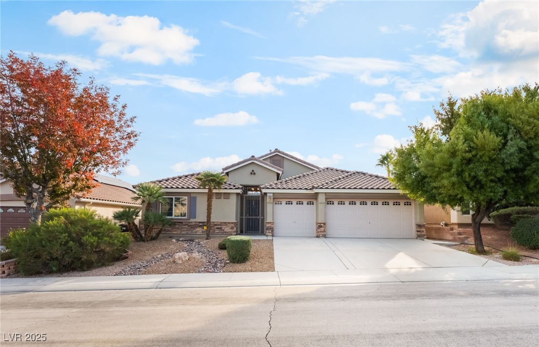 3321 Blueberry Climber Avenue