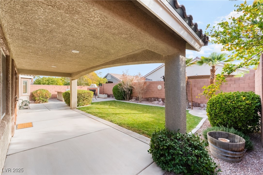 3321 Blueberry Climber Avenue