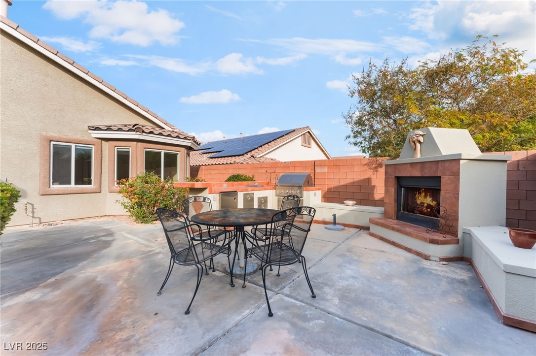 3321 Blueberry Climber Avenue