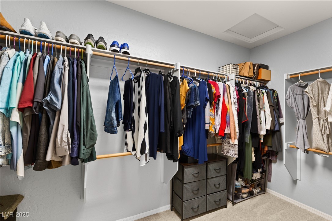 8129 Bay Colony Street