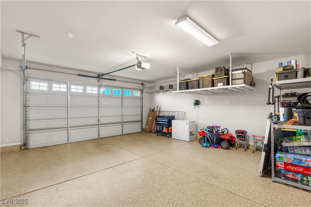 8129 Bay Colony Street