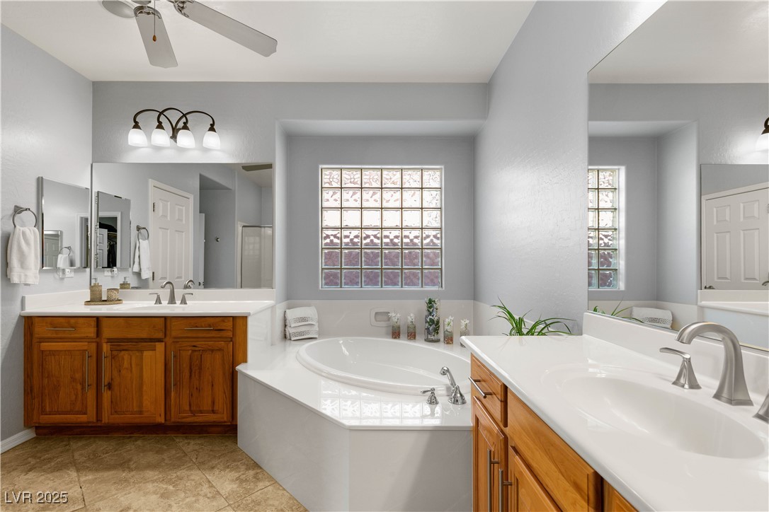 8129 Bay Colony Street