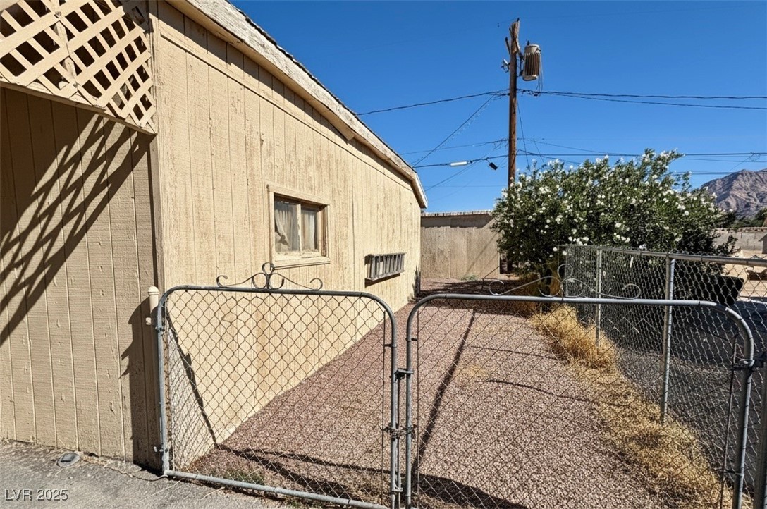 2232 Tomlinson Lane