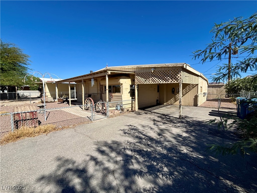 2232 Tomlinson Lane