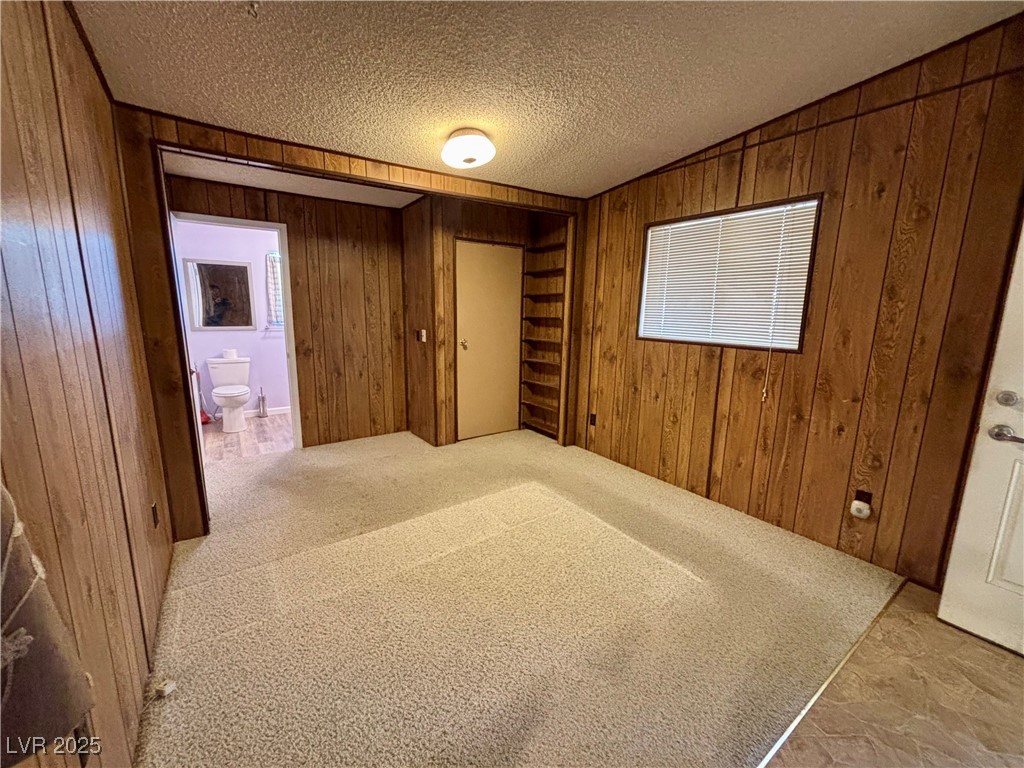 2232 Tomlinson Lane