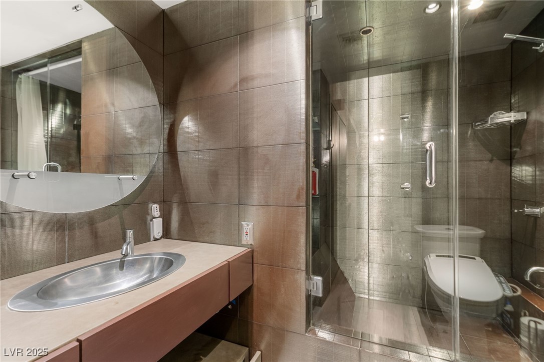 3111 Bel Air Drive 4G