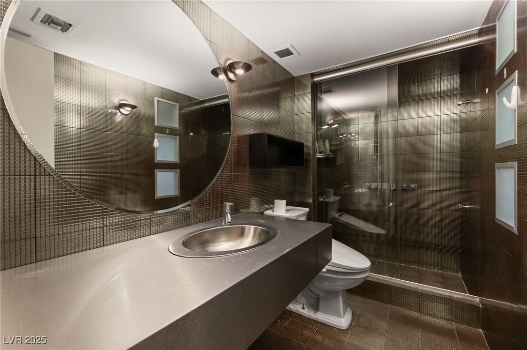 3111 Bel Air Drive 4G