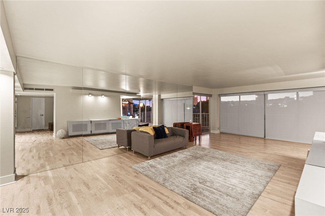 3111 Bel Air Drive 4G