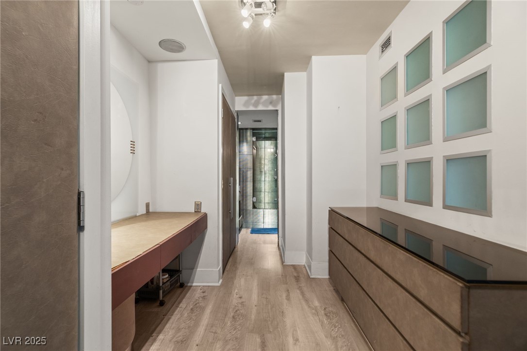 3111 Bel Air Drive 4G