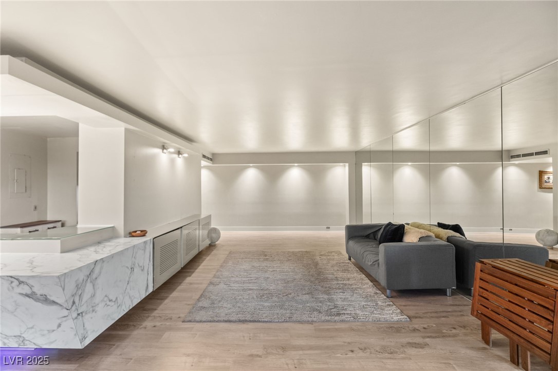 3111 Bel Air Drive 4G