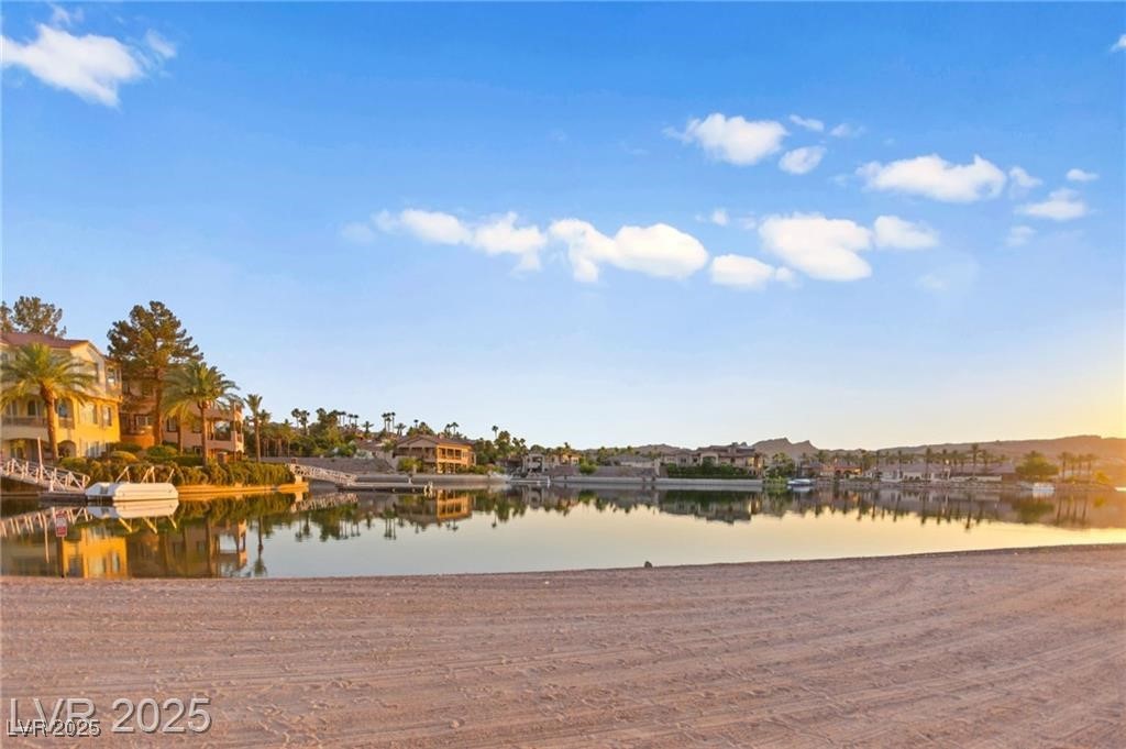 4 Via Vittorio Place