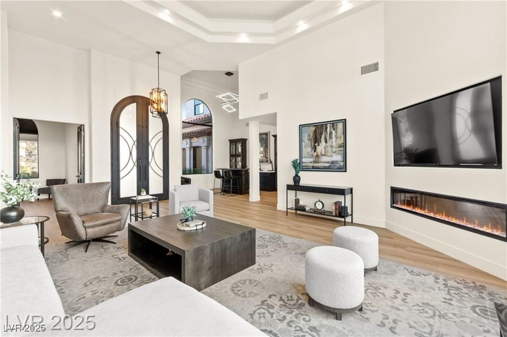 4 Via Vittorio Place