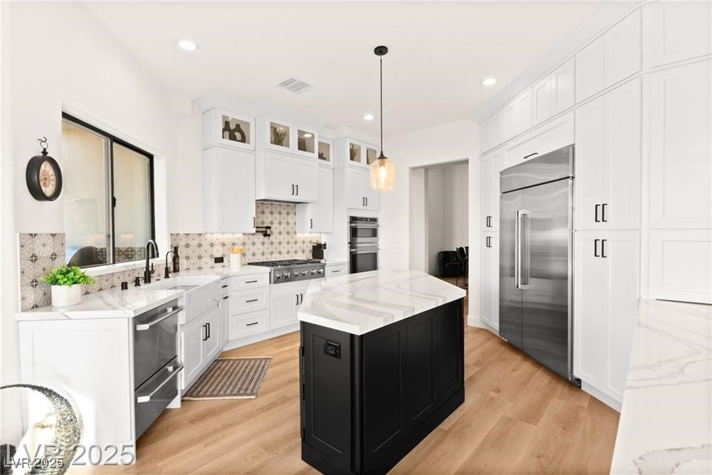 4 Via Vittorio Place