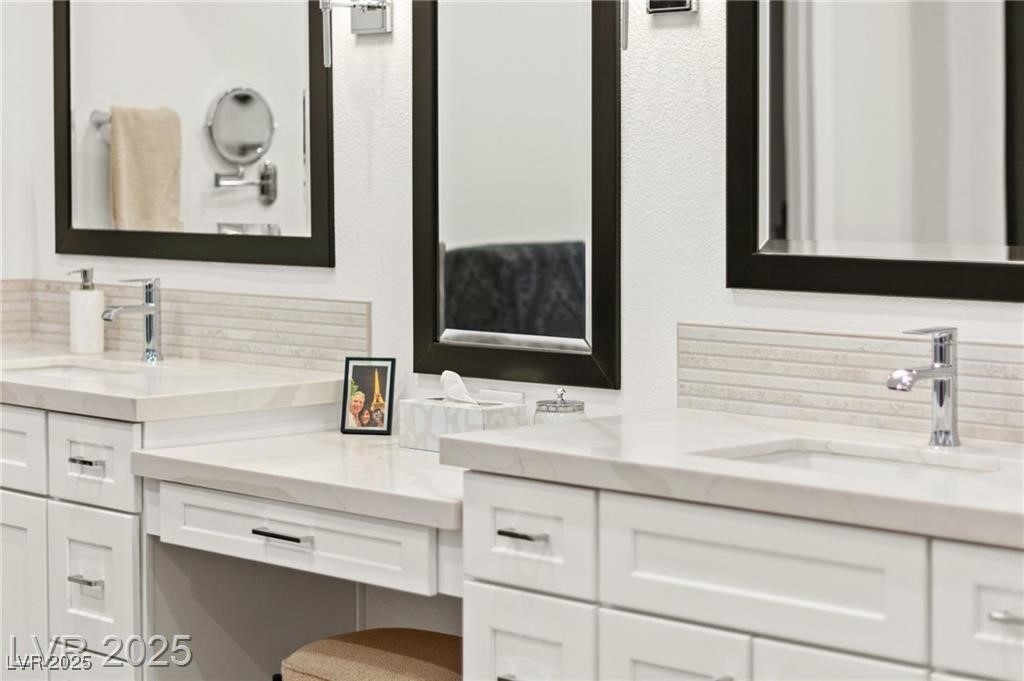 4 Via Vittorio Place