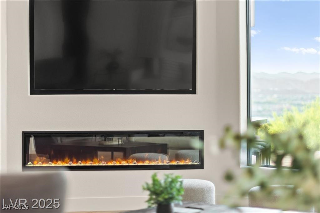 4 Via Vittorio Place