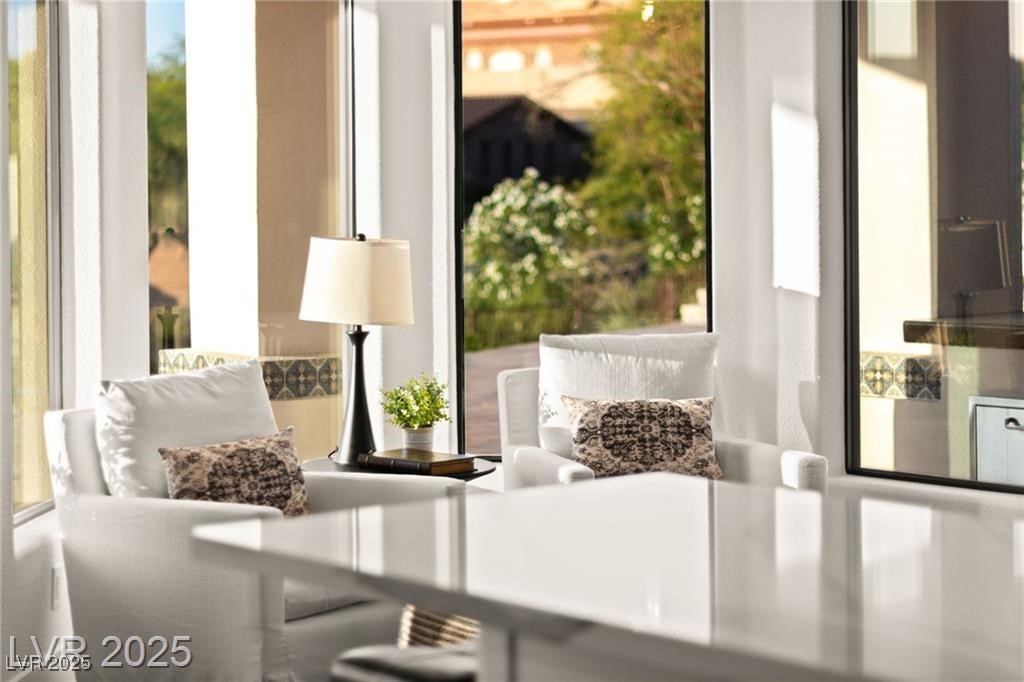 4 Via Vittorio Place