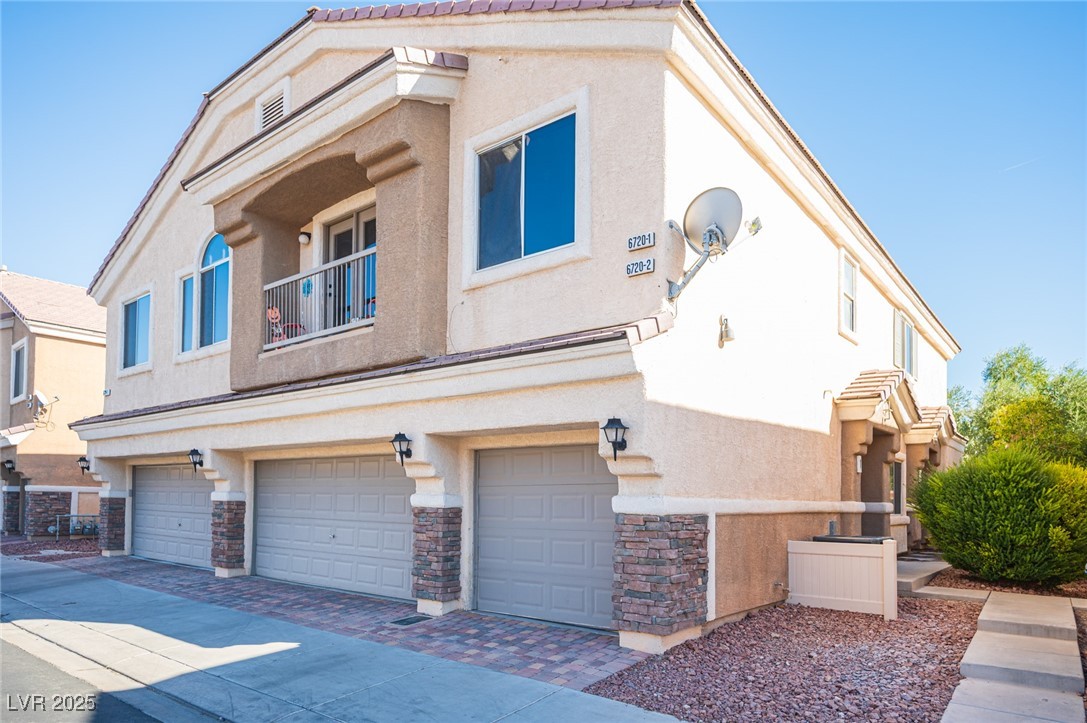 6720 Lavender Lilly Lane 2