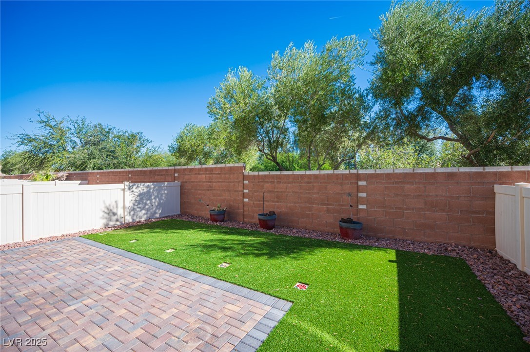 6720 Lavender Lilly Lane 2