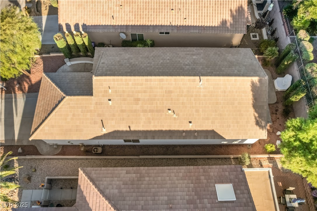 2810 Meadow Park Avenue