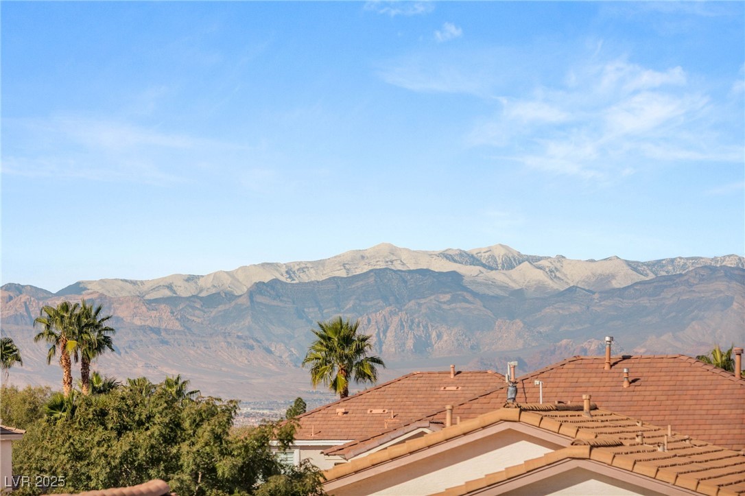 2570 Swans Chance Avenue