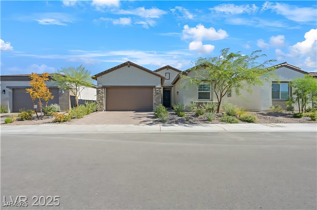 856 Klamath Springs Street