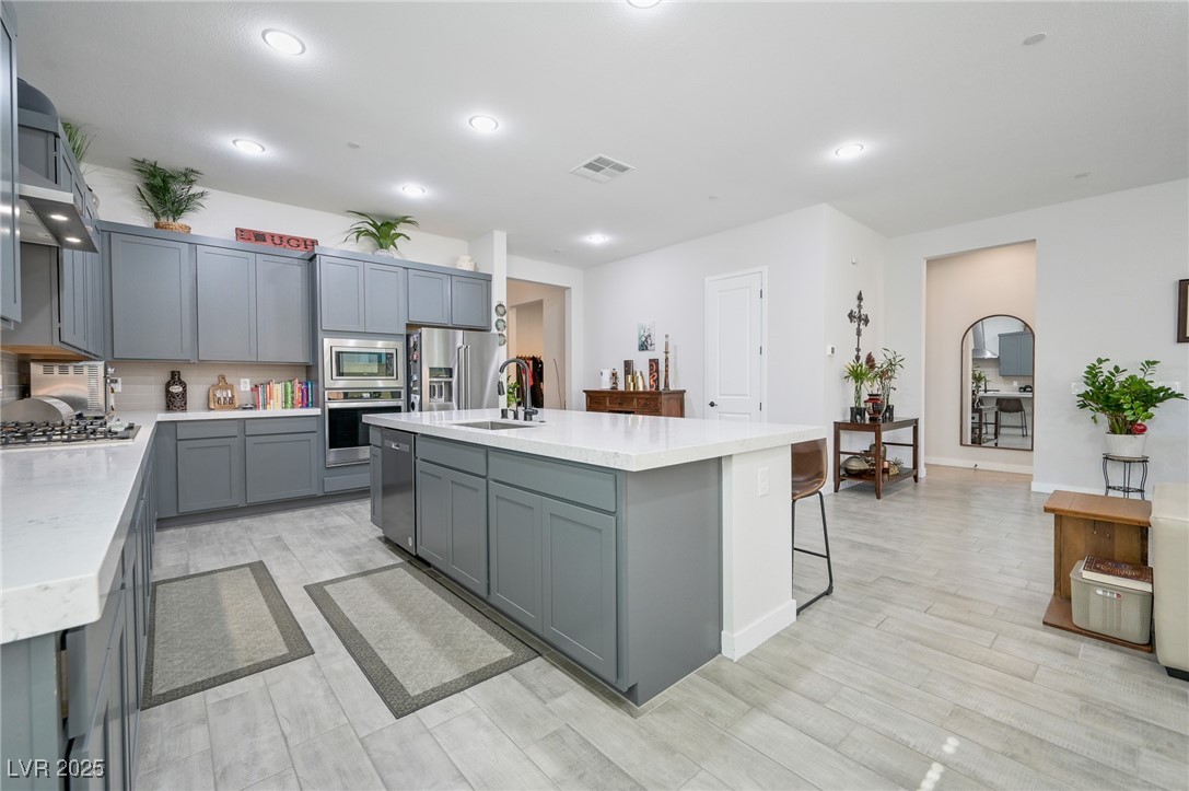 856 Klamath Springs Street